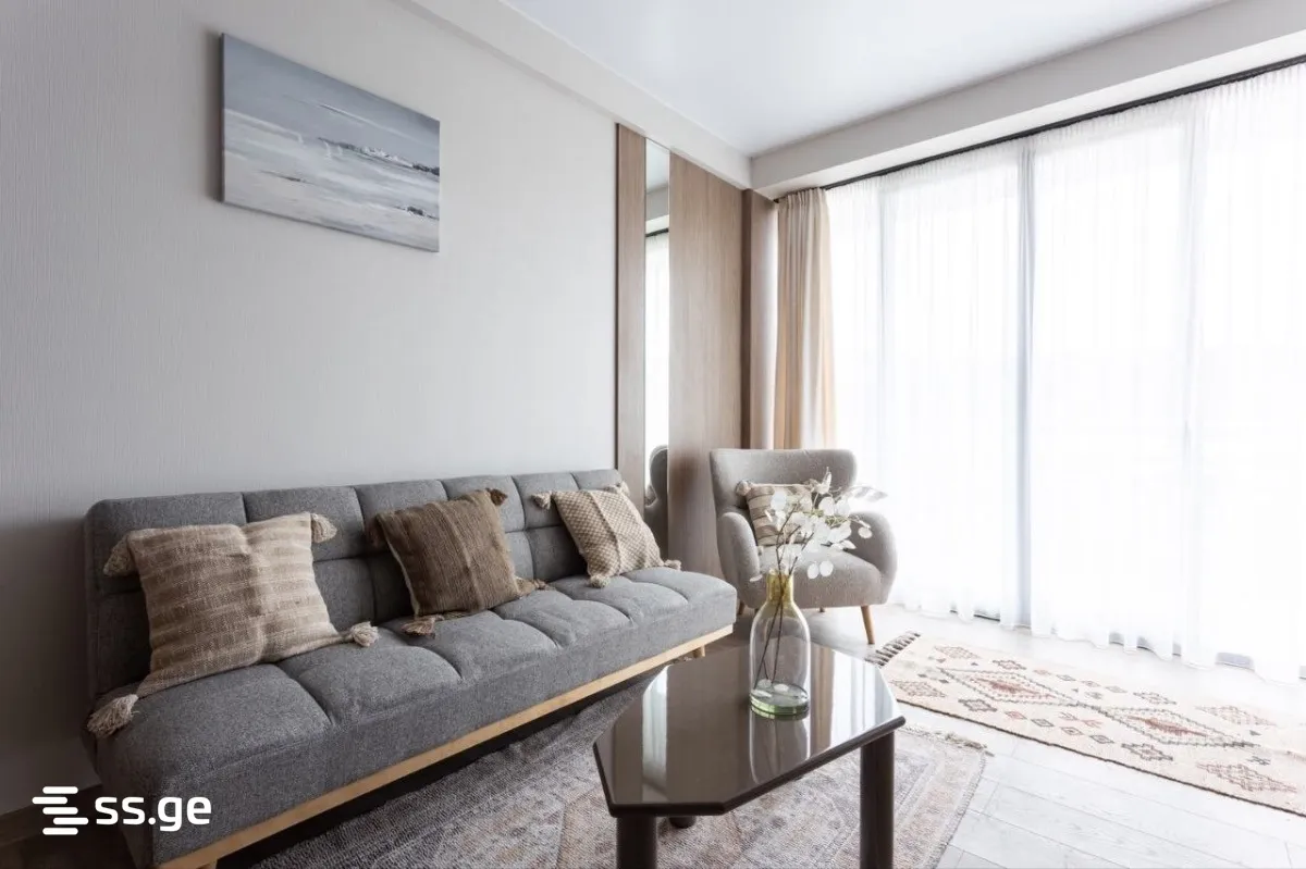 2 room Flat For Sale. Ortachala · 6