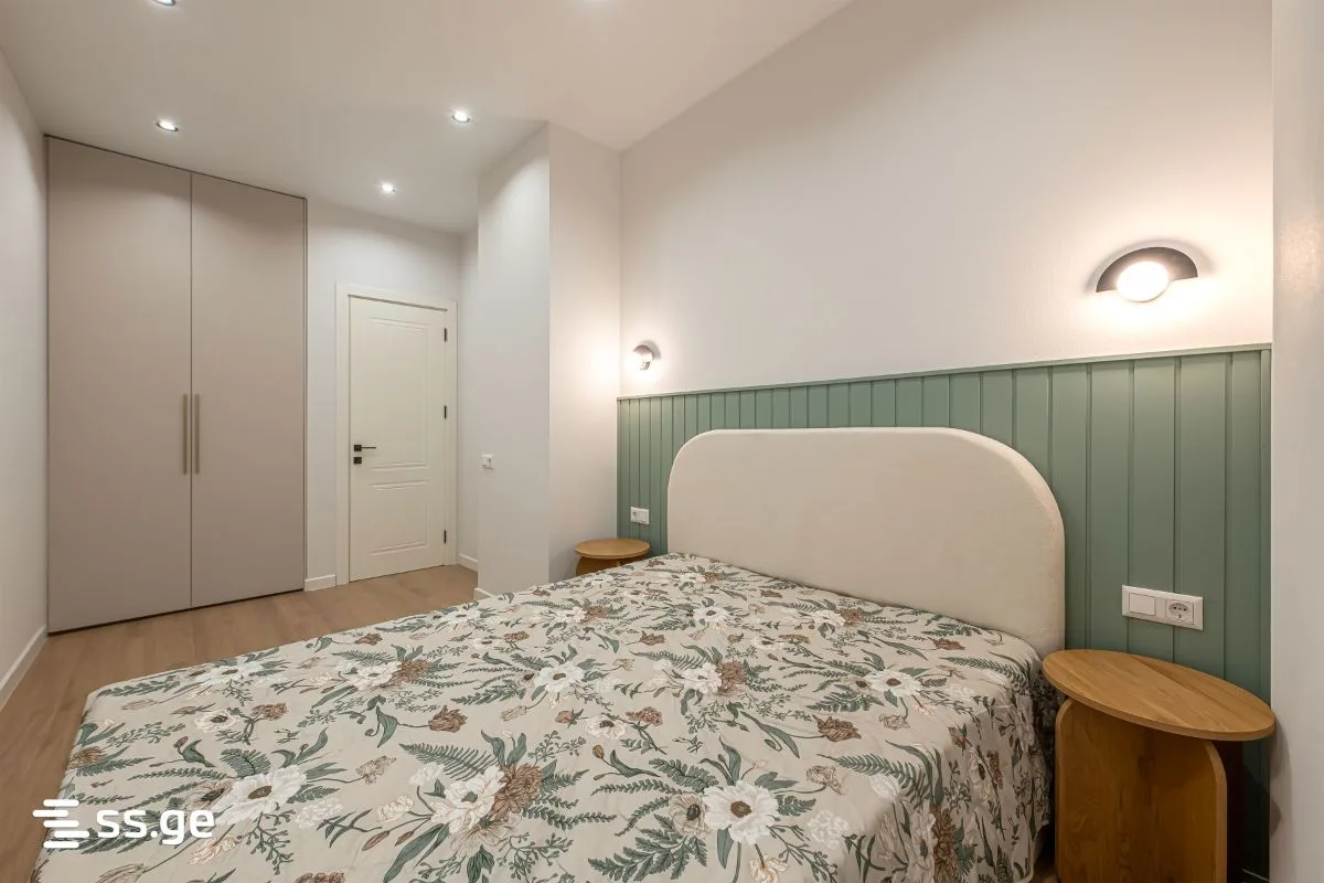 3 room Flat For Sale. Saburtalo · 5/12