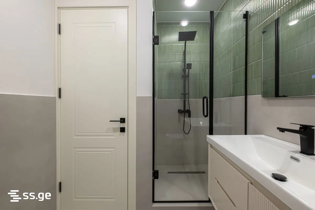 3 room Flat For Sale. Saburtalo · 9