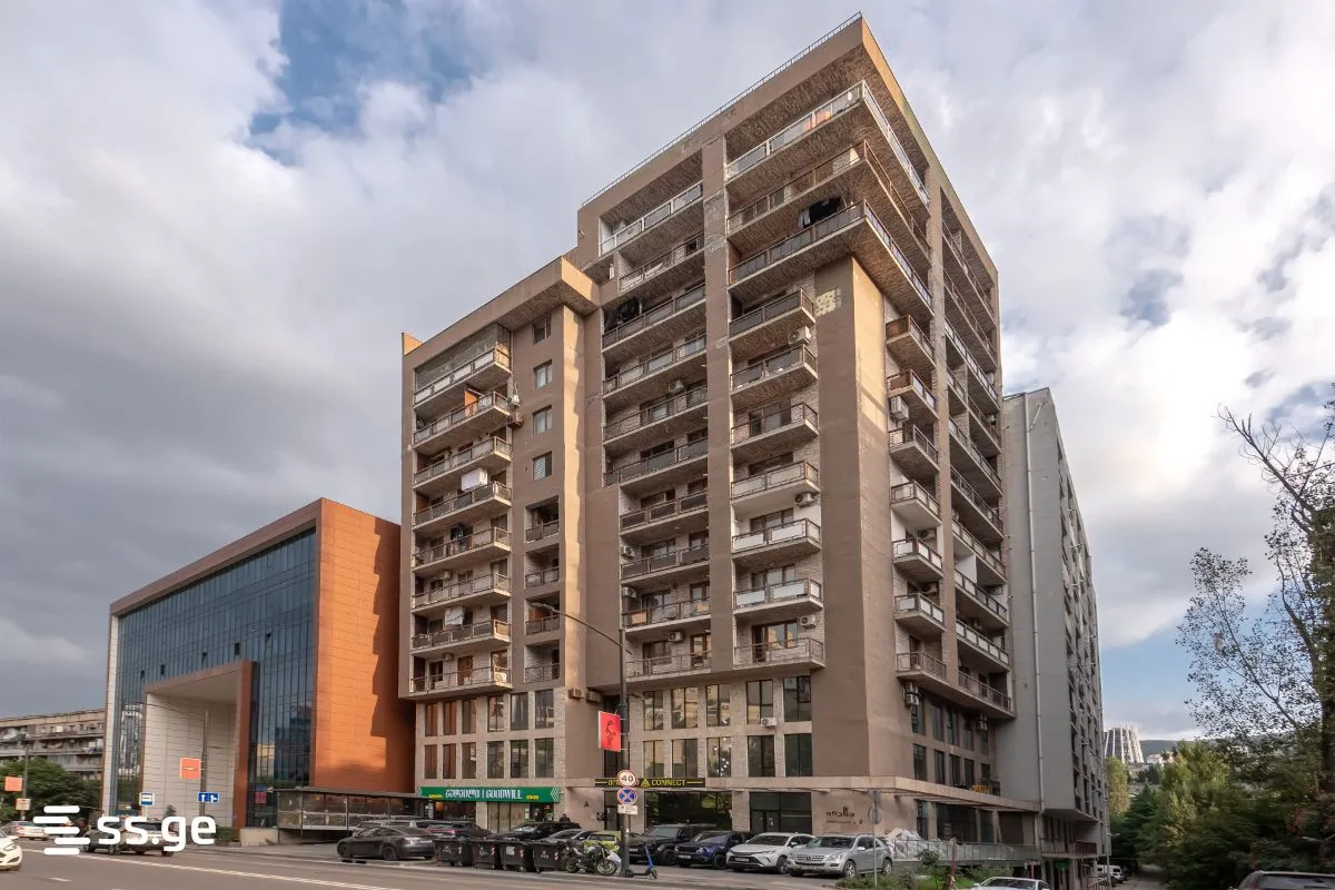 3 room Flat For Sale. Saburtalo · 12