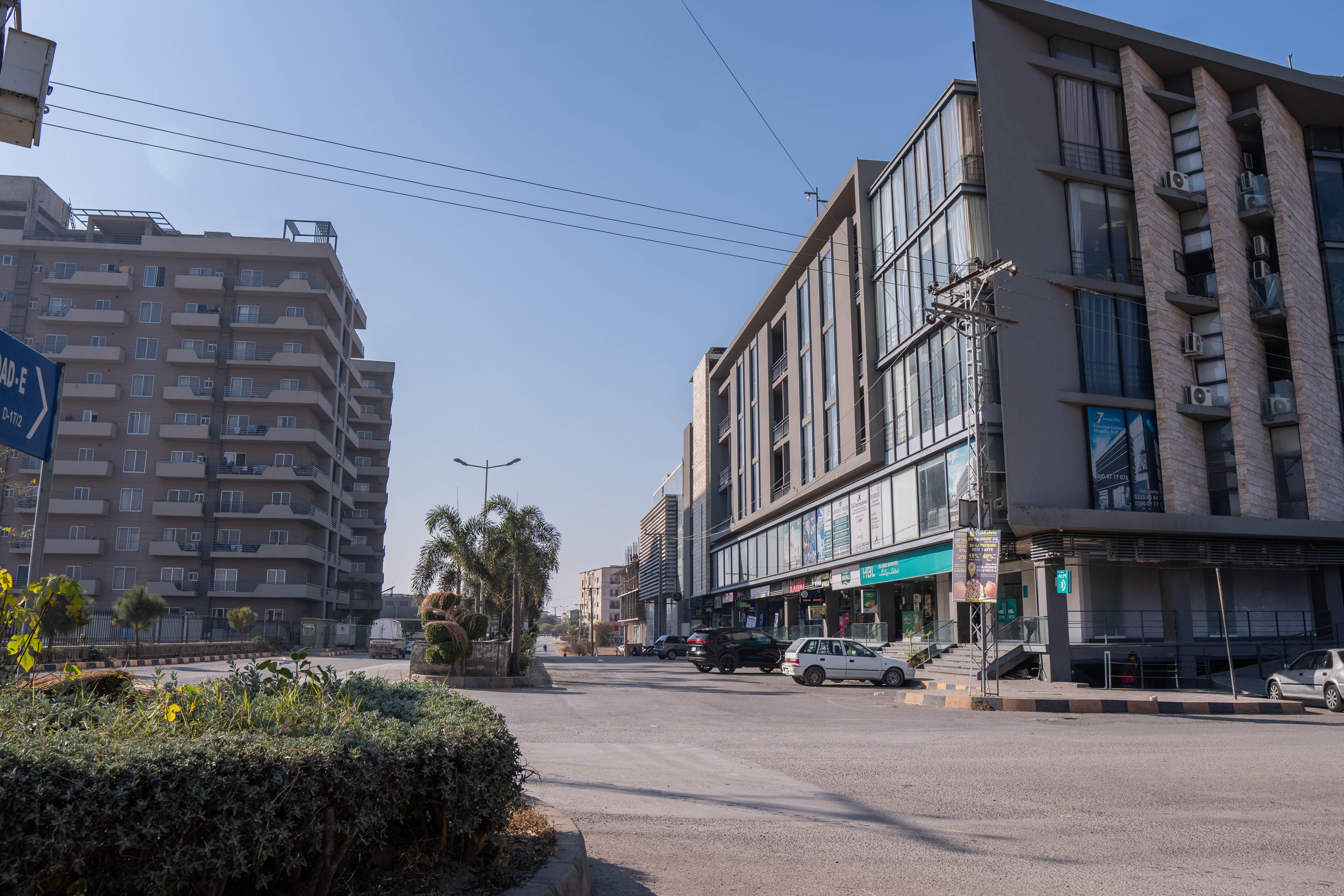 Margalla View 3BR – Balconies & Walk to Shops - Image 28