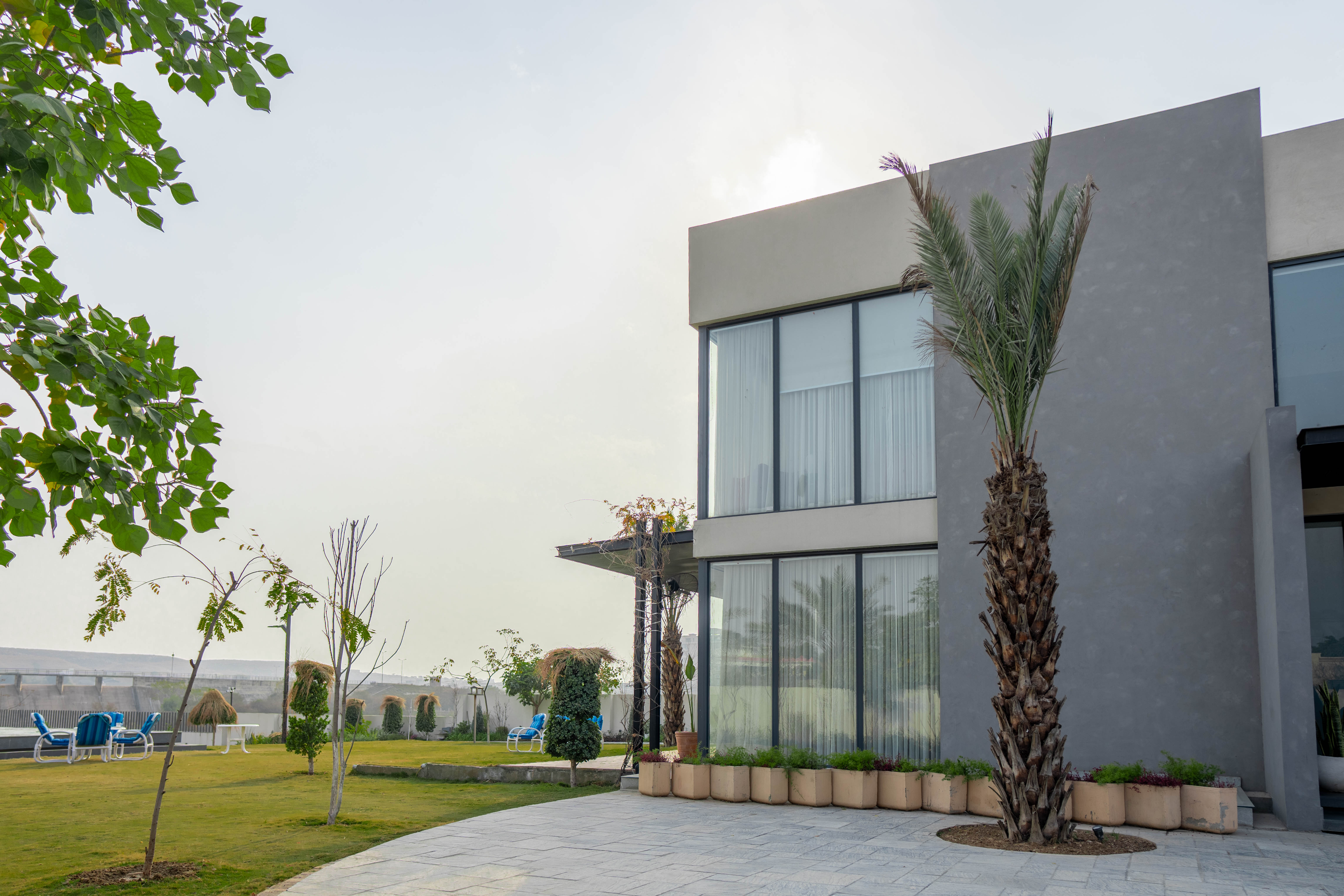 Secluded Luxury Farmhouse | Heated Pool & Garden - Image 1