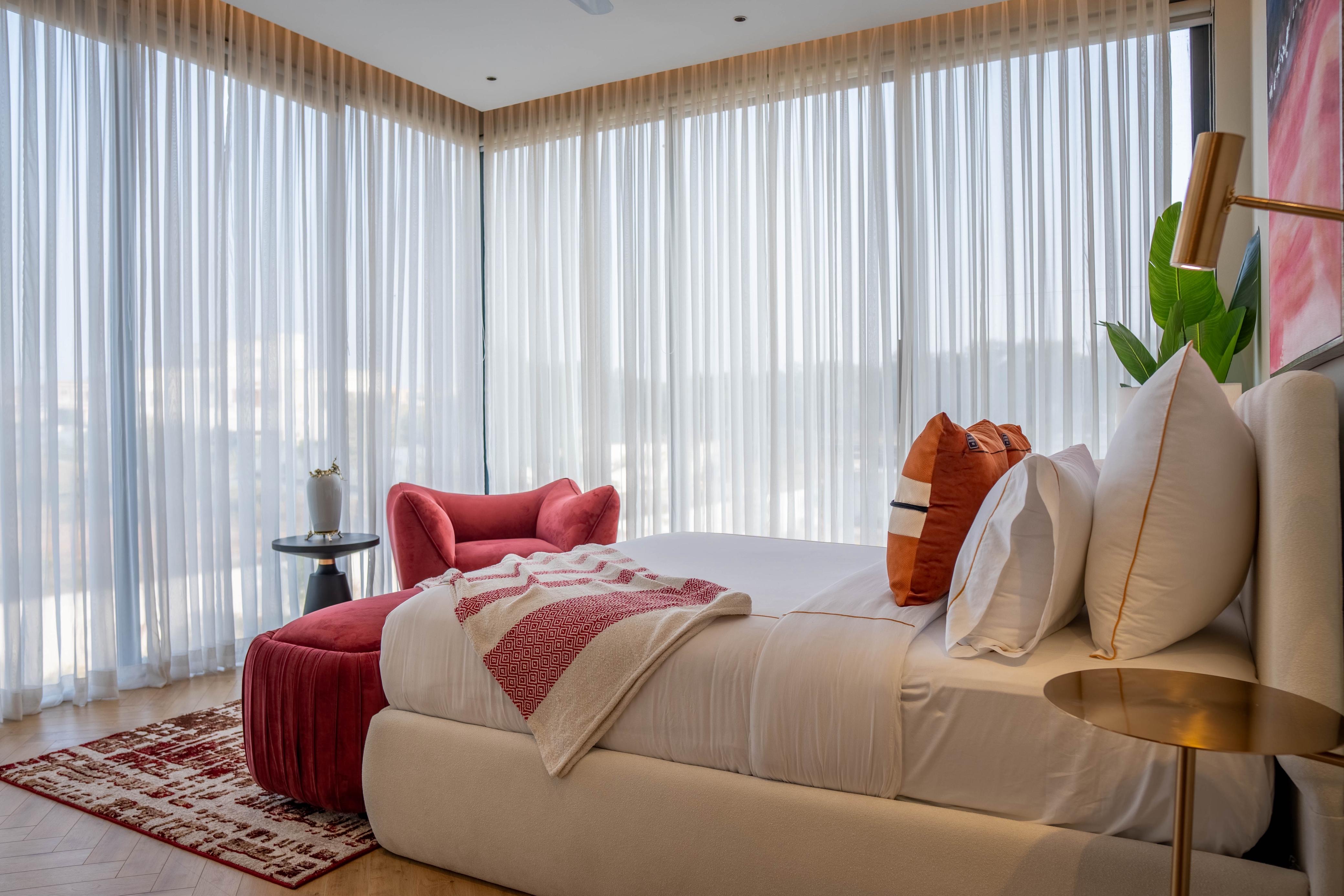 Secluded Luxury Farmhouse | Heated Pool & Garden - Image 10