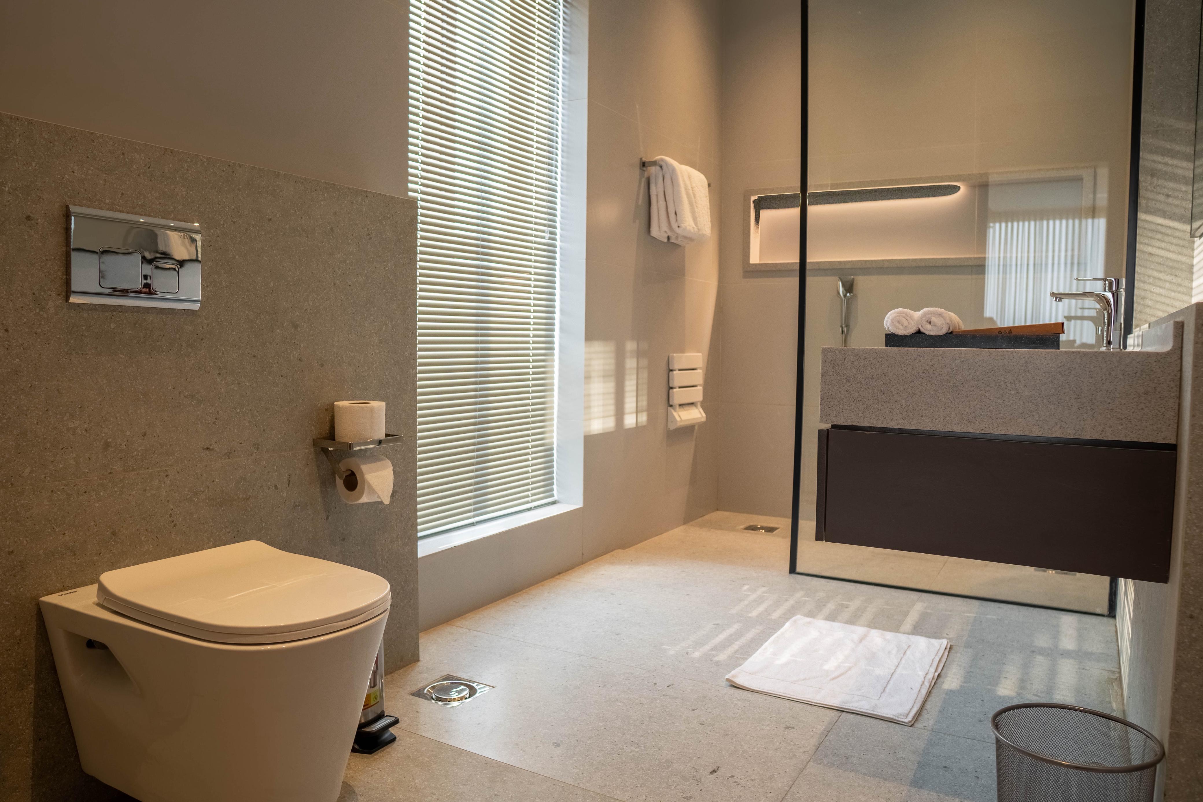 Secluded Luxury Farmhouse | Heated Pool & Garden - Image 59