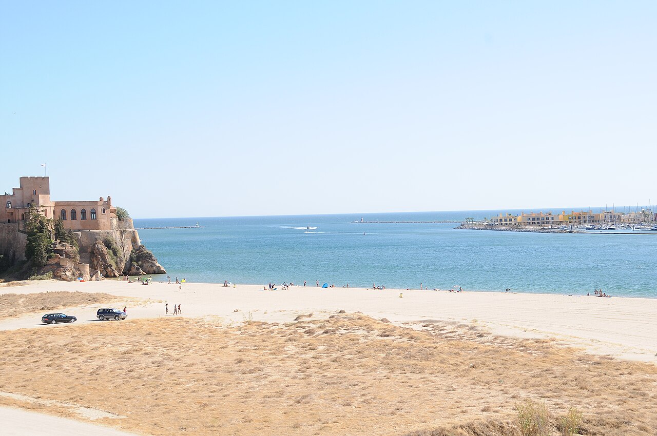 Praia da Angrinha, Lagoa