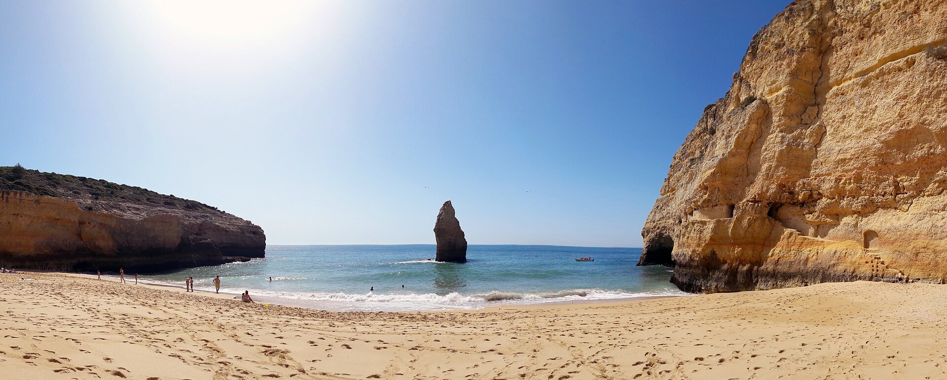Praia do Carvalho, Lagoa