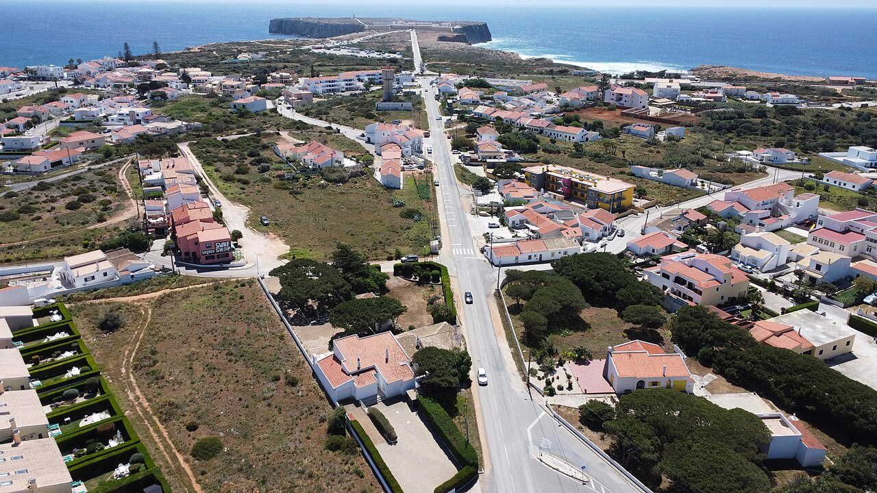 Vila de Sagres, Vila do Bispo