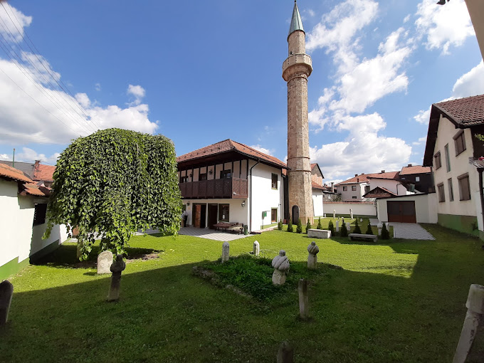 Pertačka Mosque