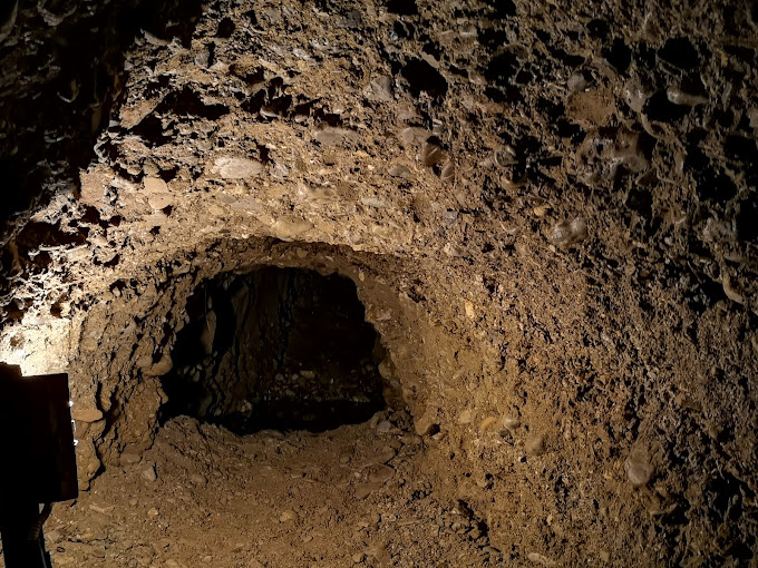 Ravne Tunnels