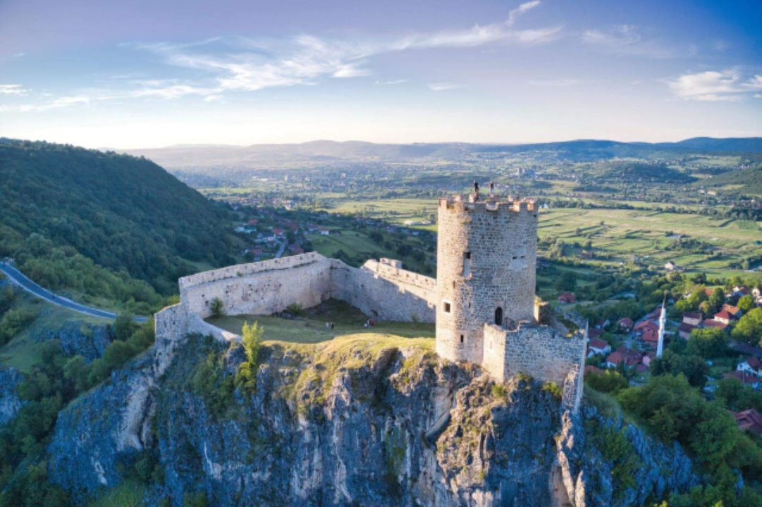 Sokolac fort