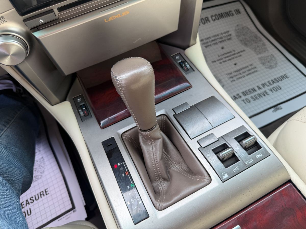 2012 Lexus GX 460 photo 22