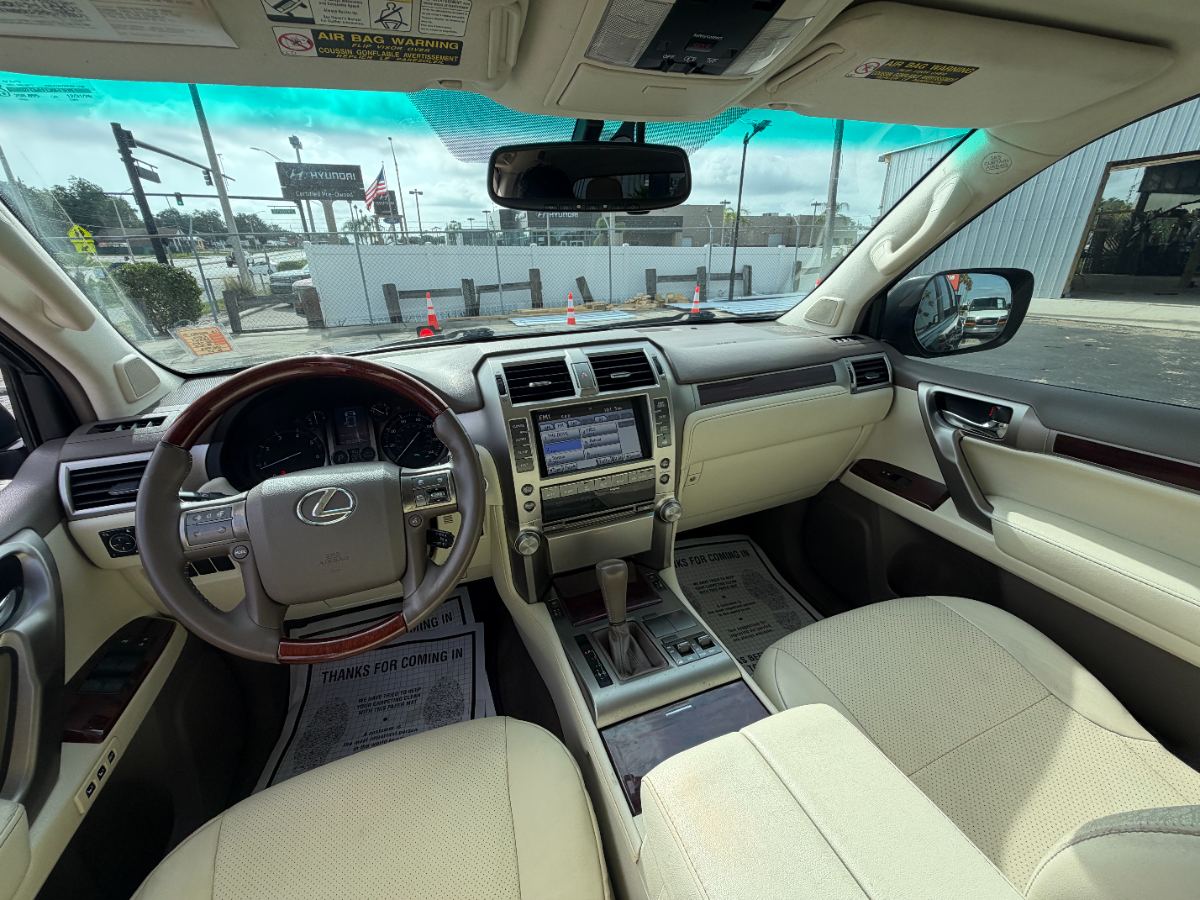 2012 Lexus GX 460 photo 28