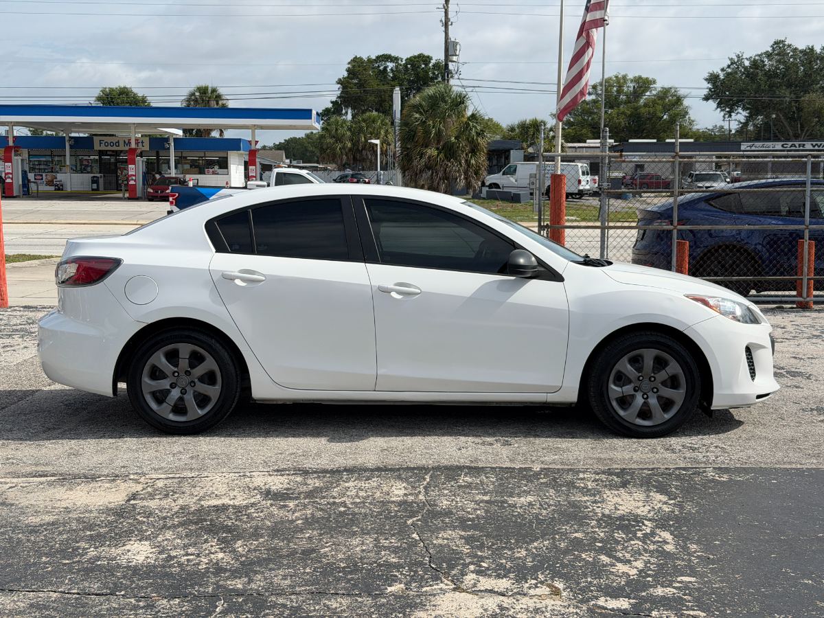 2012 Mazda MAZDA3 photo 8