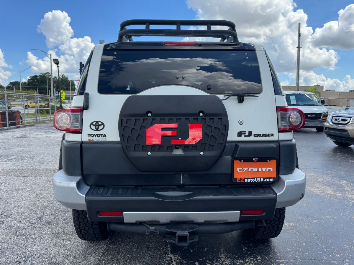 2012 Toyota FJ Cruiser photo 7