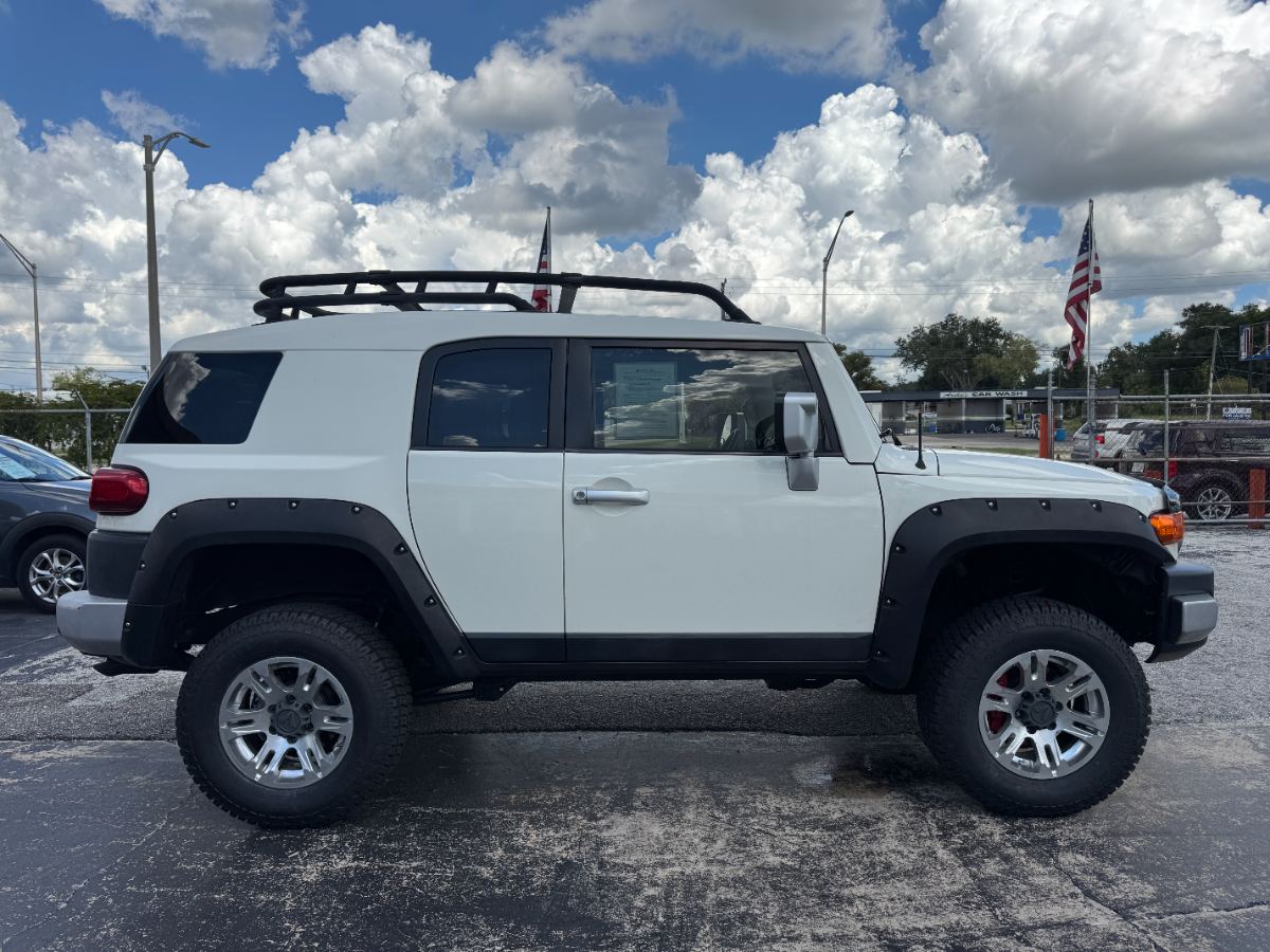 2012 Toyota FJ Cruiser photo 9