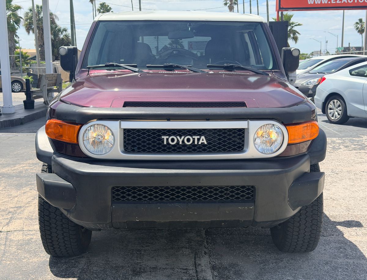 2007 Toyota FJ Cruiser photo 2