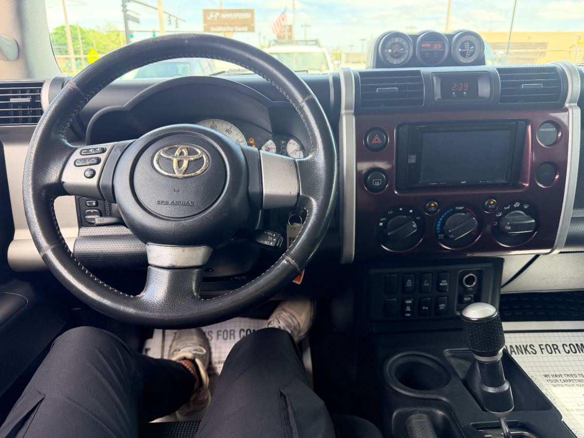 2007 Toyota FJ Cruiser photo 17