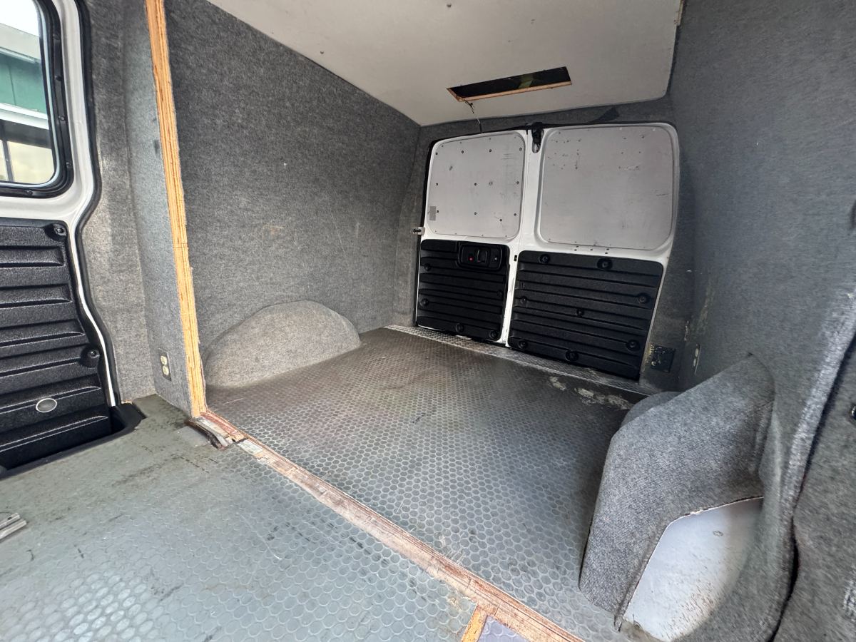 2008 GMC Savana photo 24