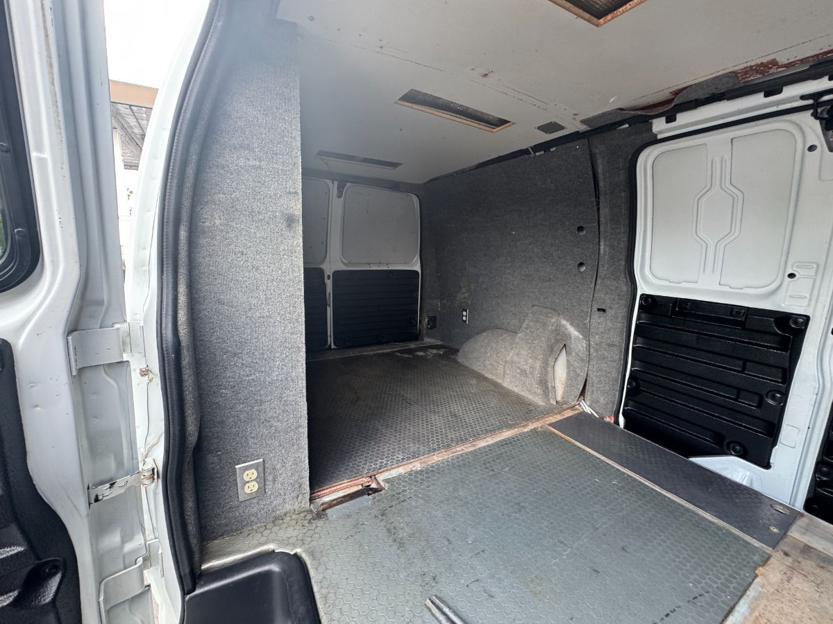 2008 GMC Savana photo 33