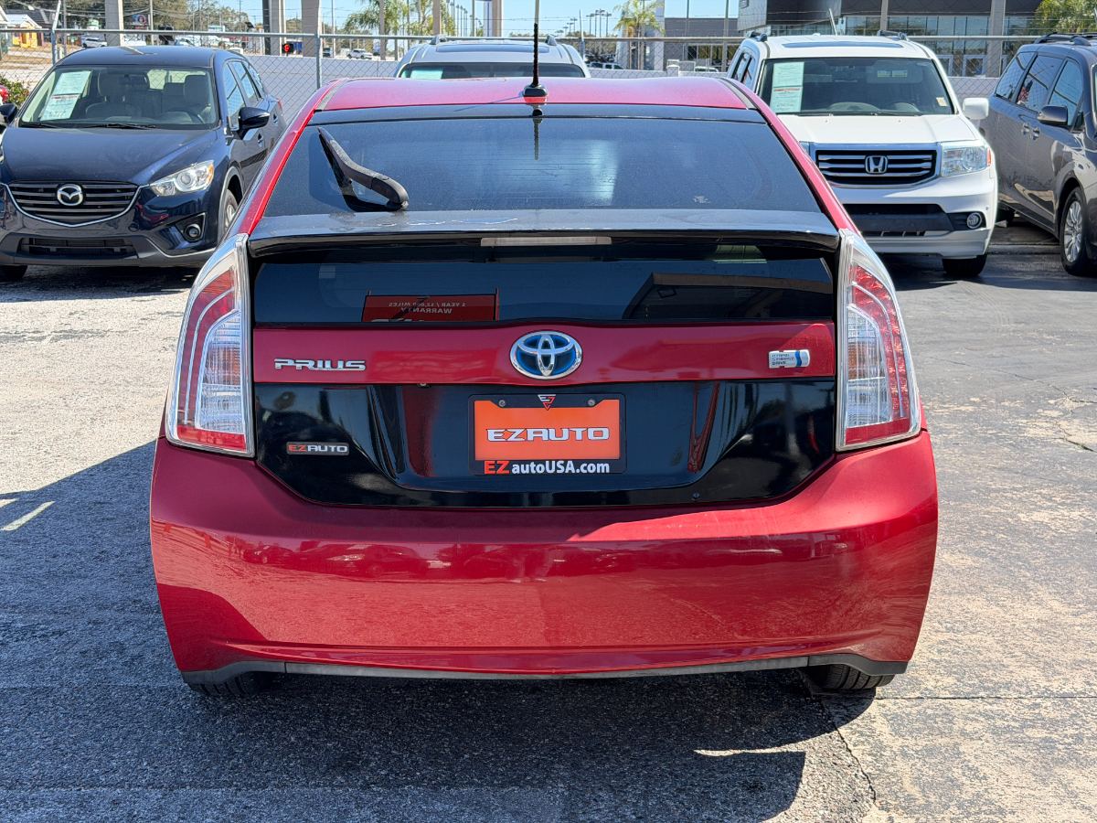 2014 Toyota Prius photo 8
