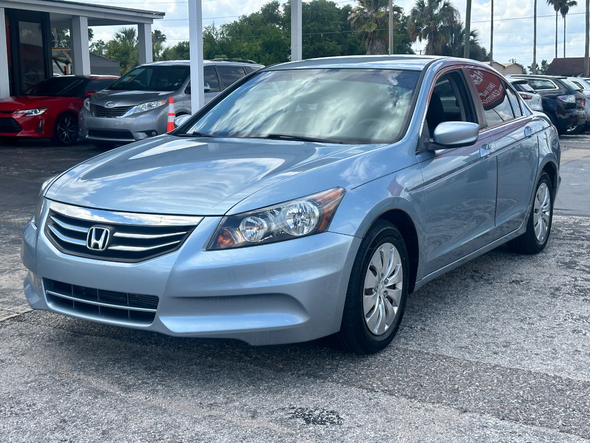2012 Honda Accord photo 3