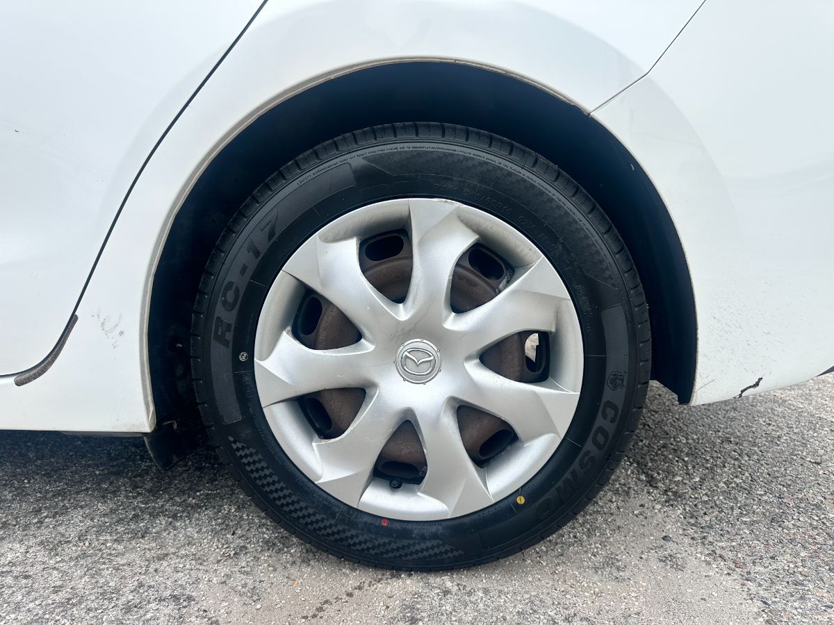 2015 Mazda Mazda3 photo 11