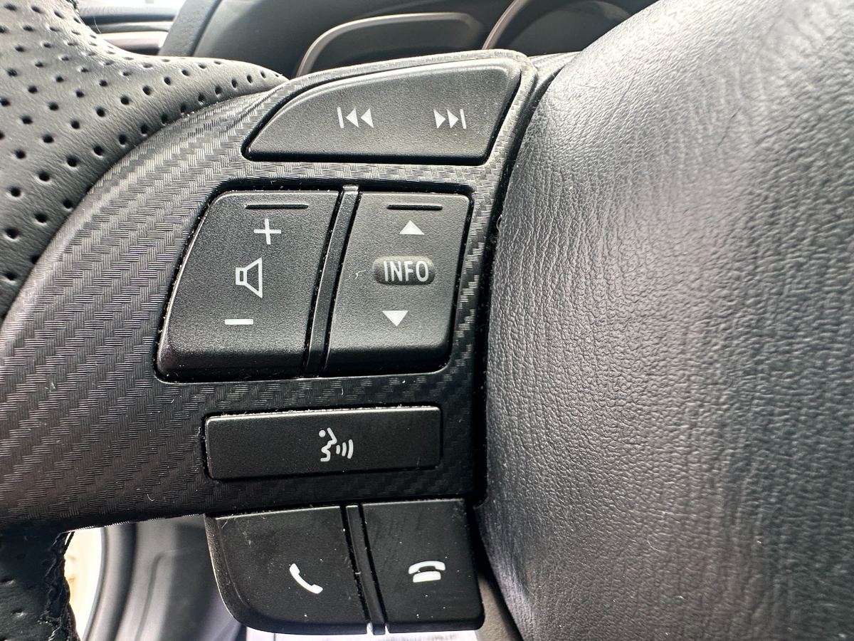 2015 Mazda Mazda3 photo 17