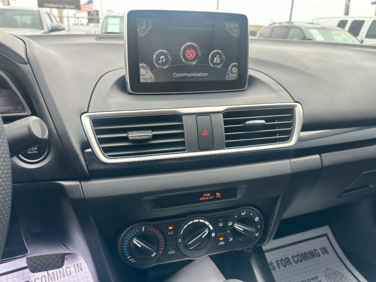 2015 Mazda Mazda3 photo 19
