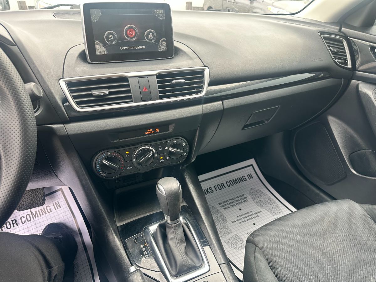 2015 Mazda Mazda3 photo 20
