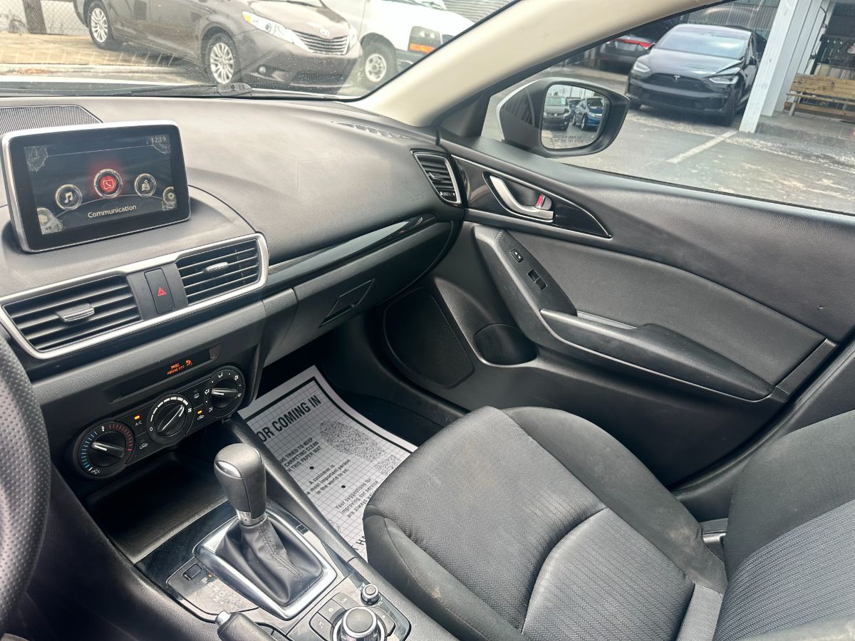 2015 Mazda Mazda3 photo 21