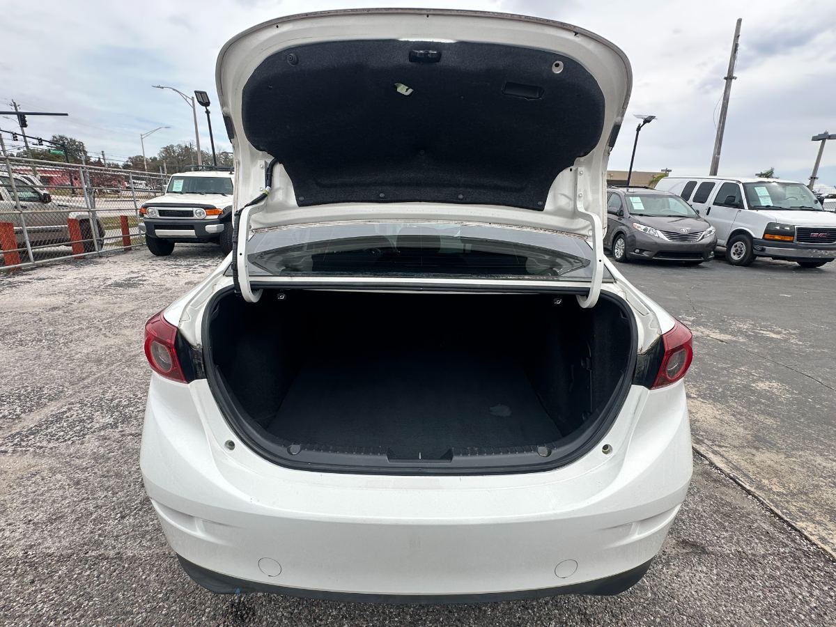 2015 Mazda Mazda3 photo 25