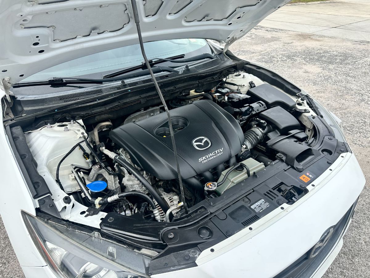 2015 Mazda Mazda3 photo 27
