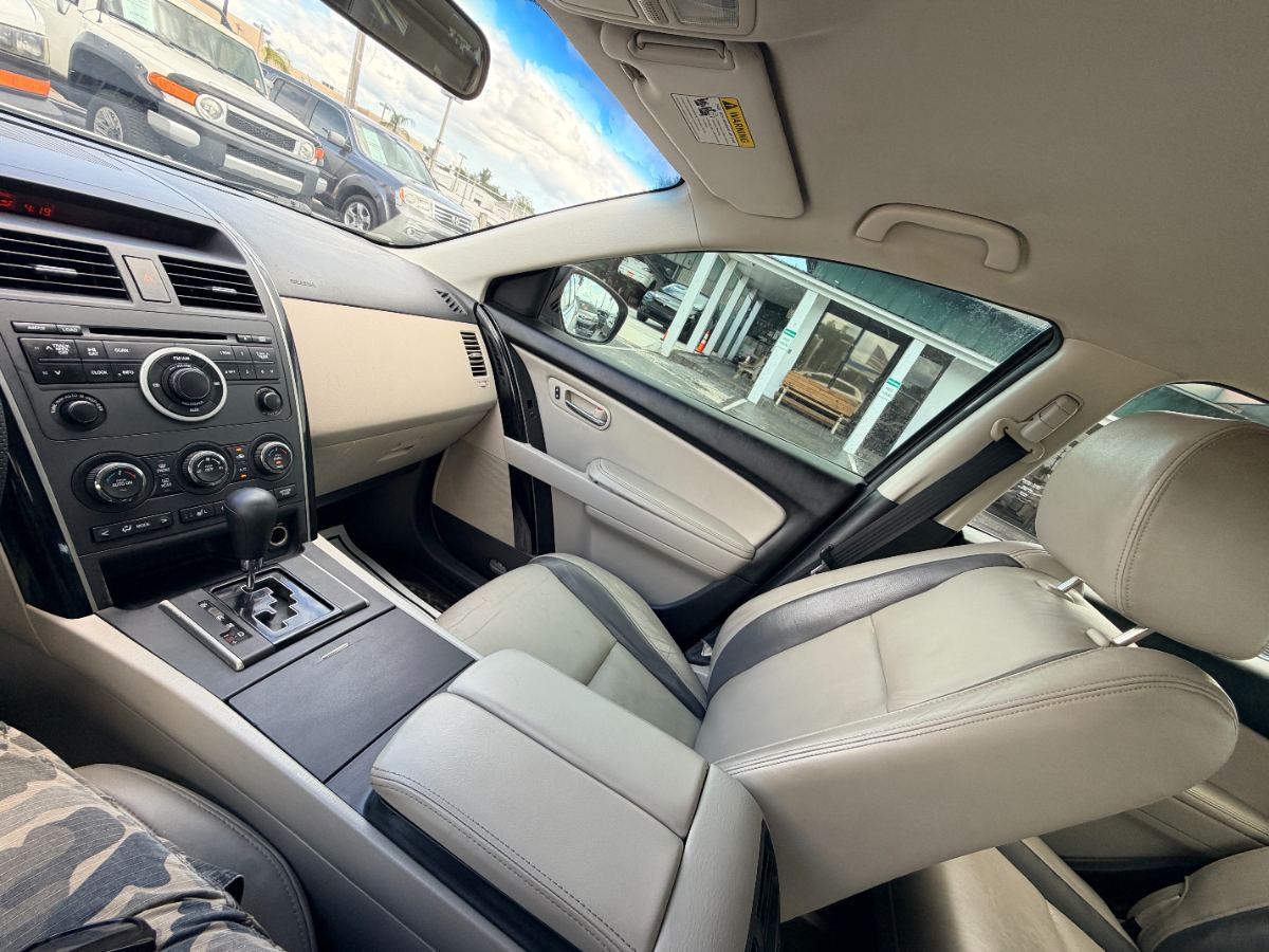 2011 Mazda CX-9 photo 20