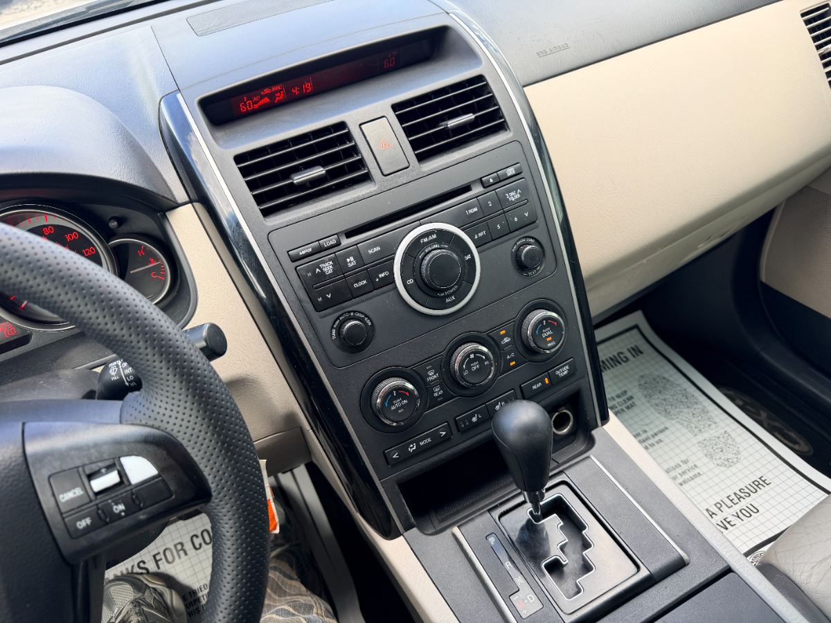 2011 Mazda CX-9 photo 21