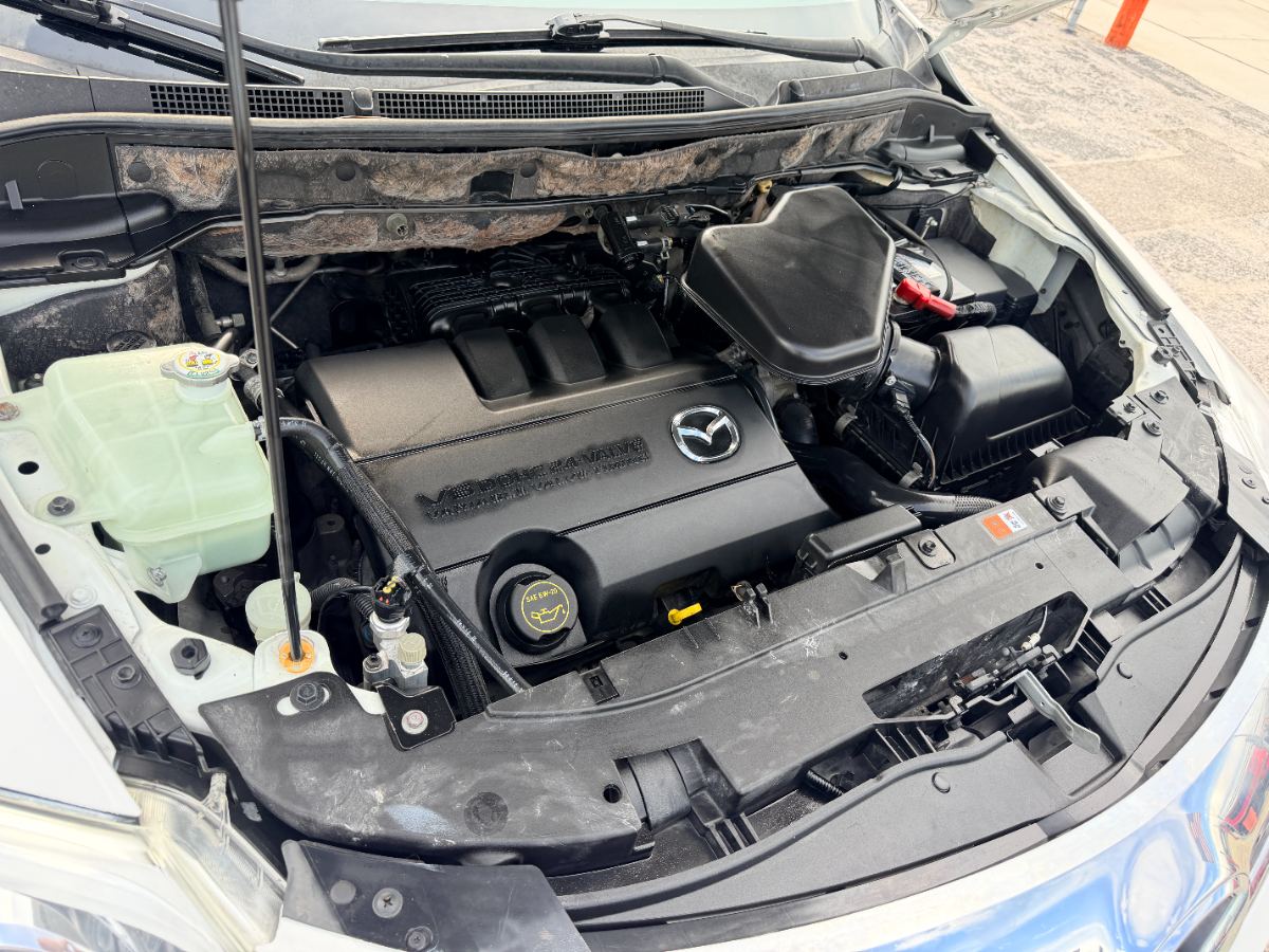 2011 Mazda CX-9 photo 30