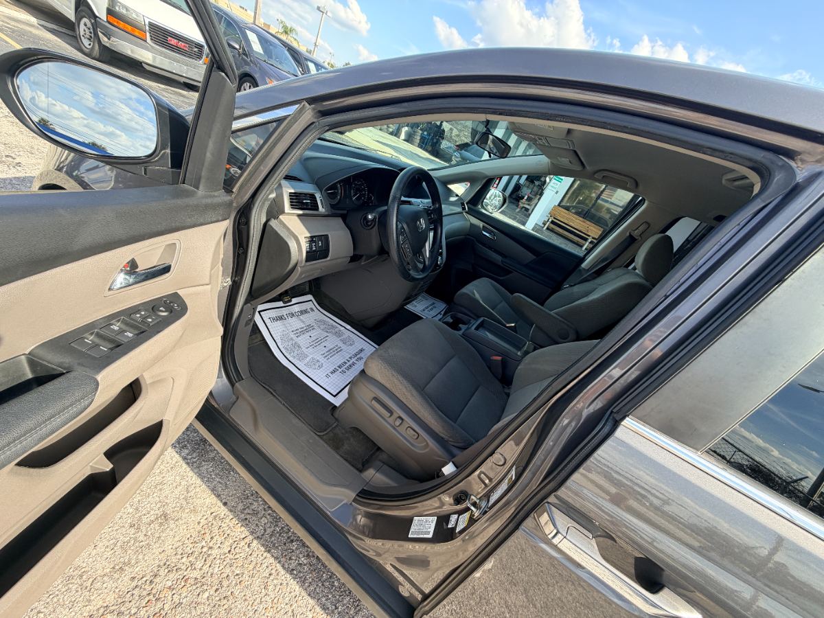 2016 Honda Odyssey photo 13