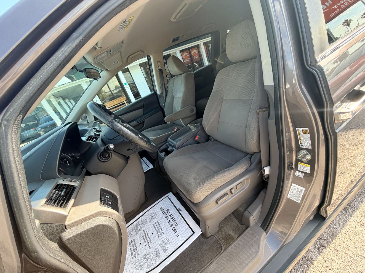 2016 Honda Odyssey photo 15