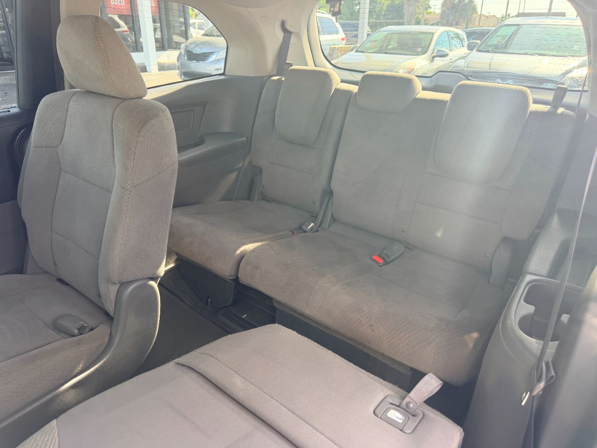 2016 Honda Odyssey photo 25