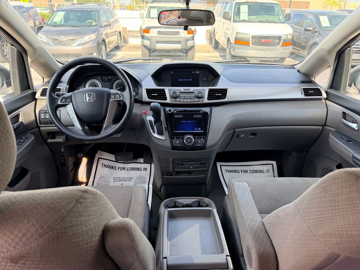 2016 Honda Odyssey photo 26