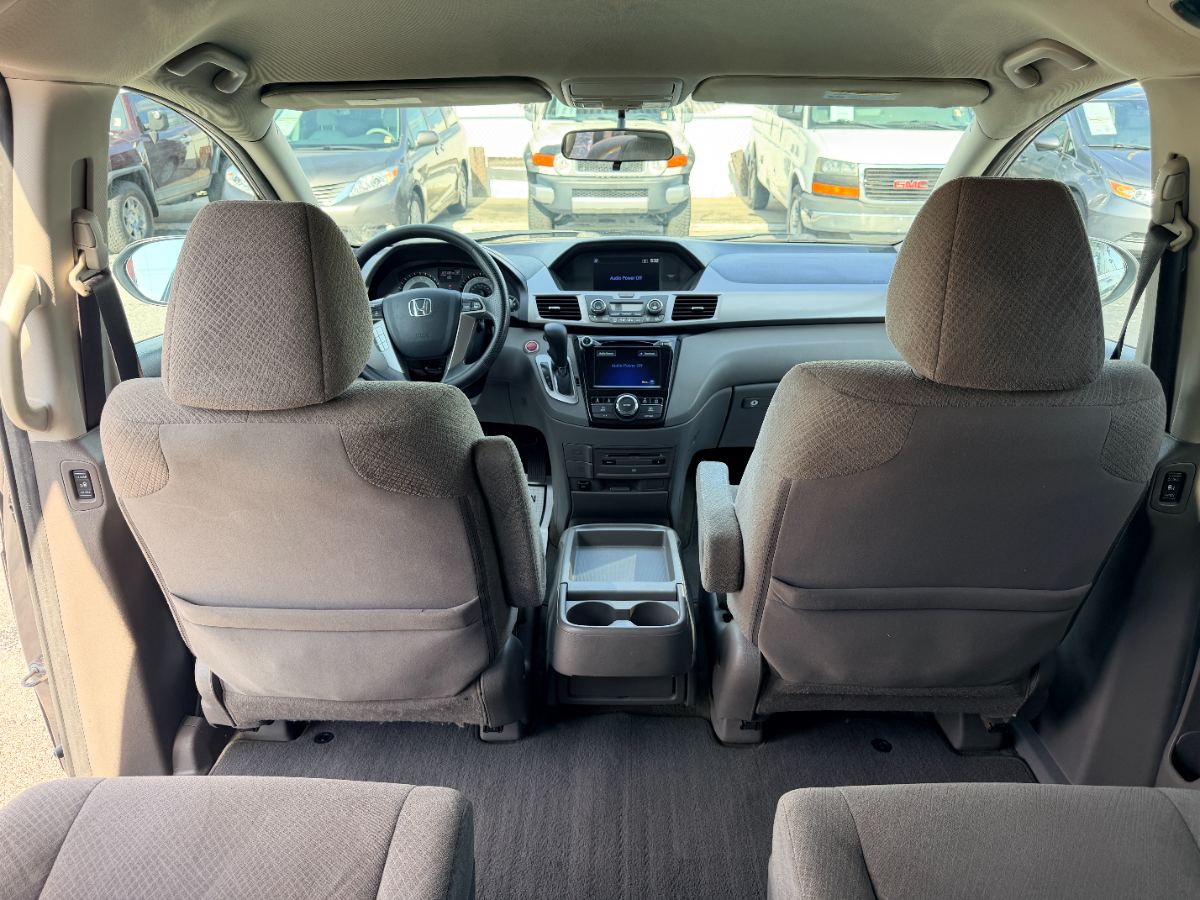 2016 Honda Odyssey photo 27