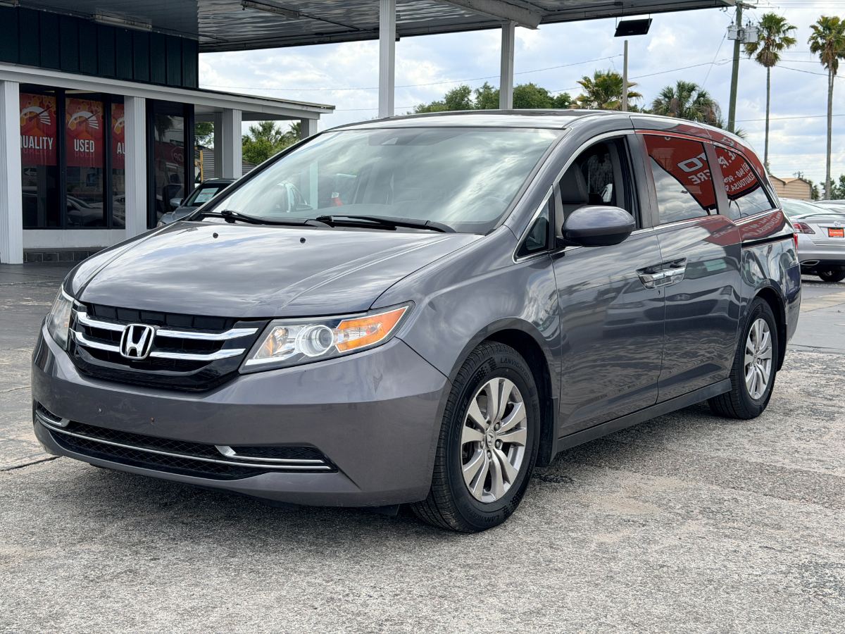 2014 Honda Odyssey photo 3