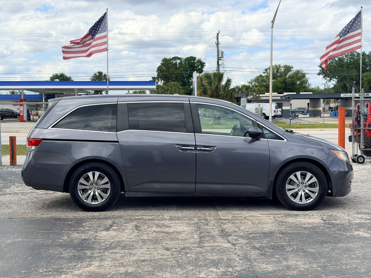 2014 Honda Odyssey photo 7