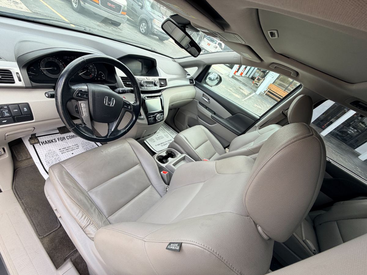 2014 Honda Odyssey photo 13