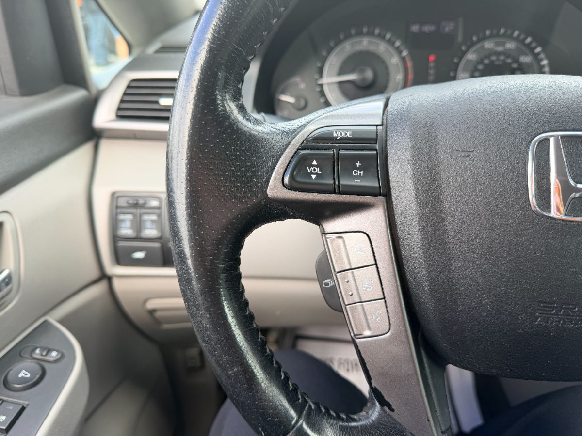 2014 Honda Odyssey photo 22