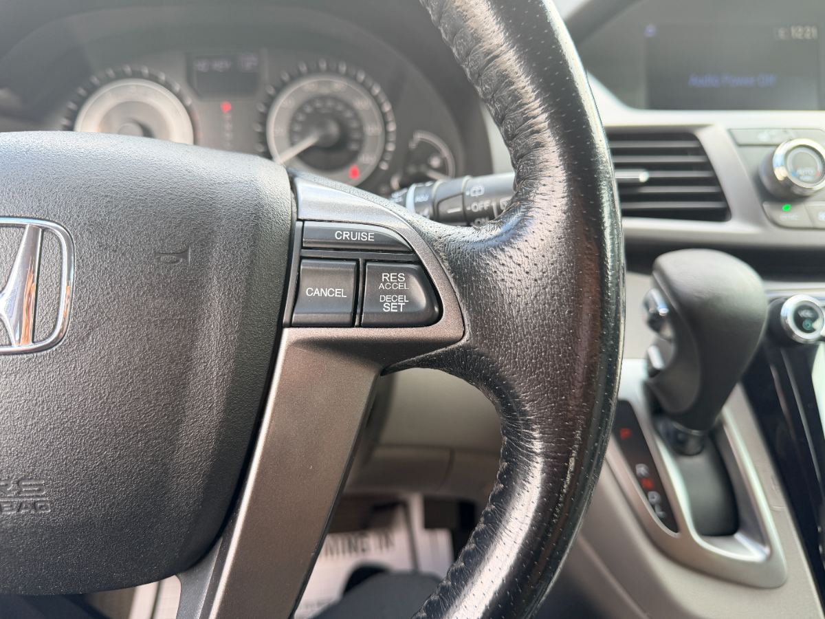 2014 Honda Odyssey photo 23