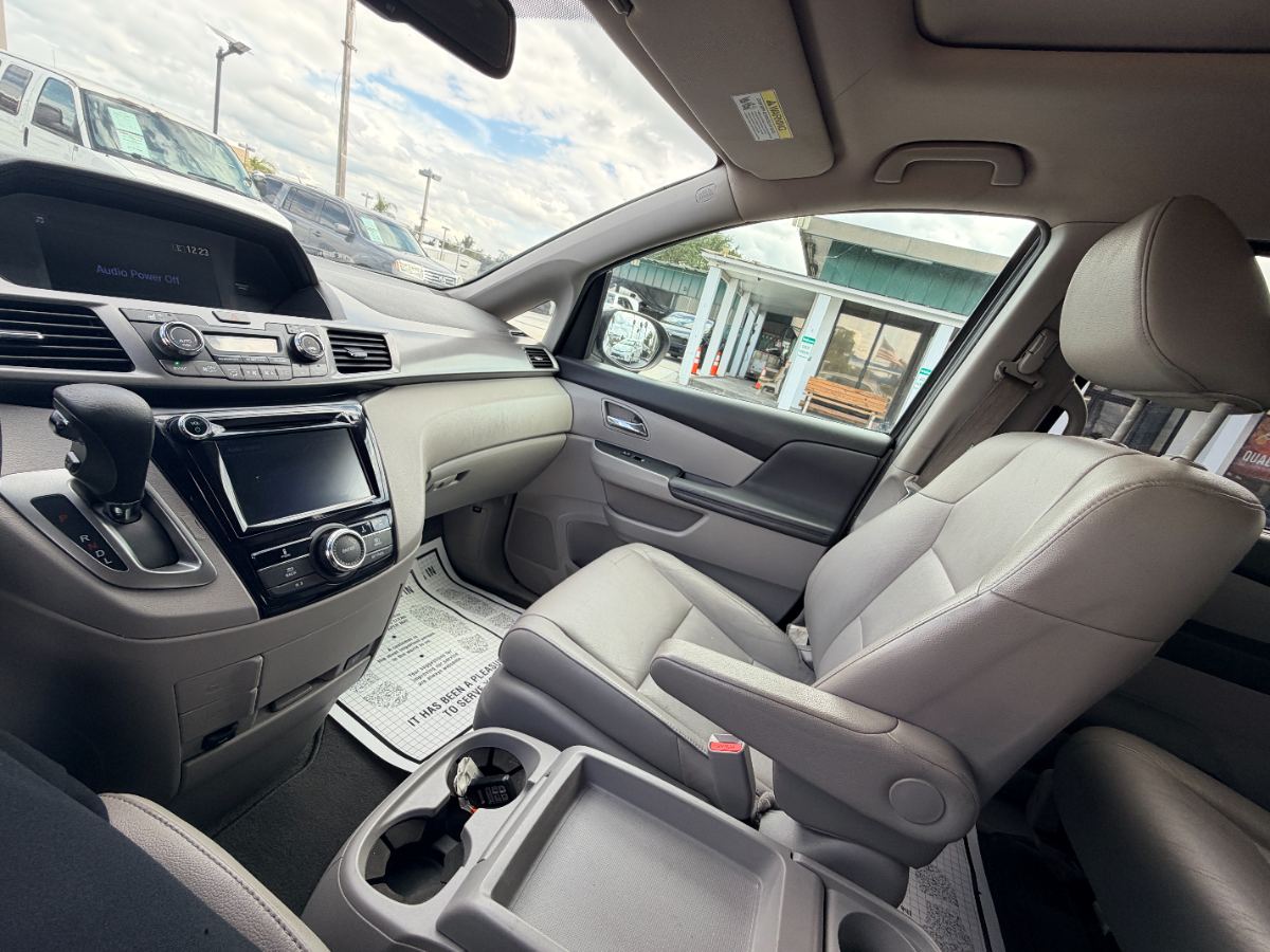 2014 Honda Odyssey photo 26
