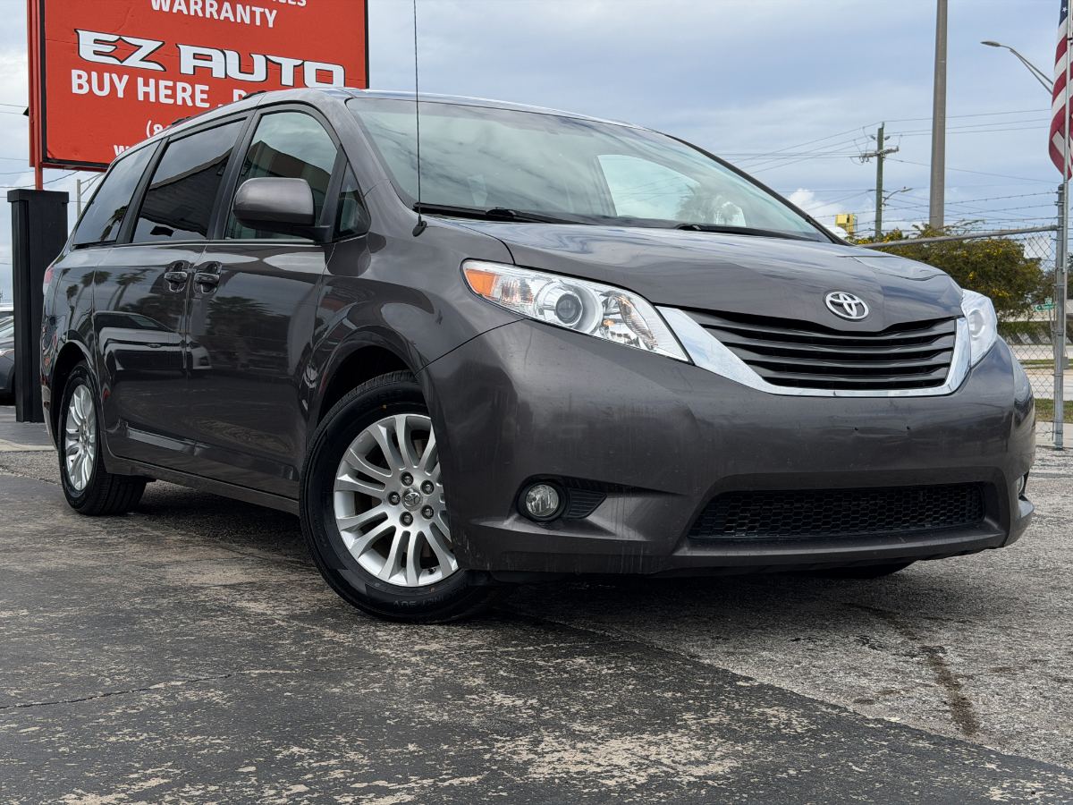 2012 Toyota Sienna