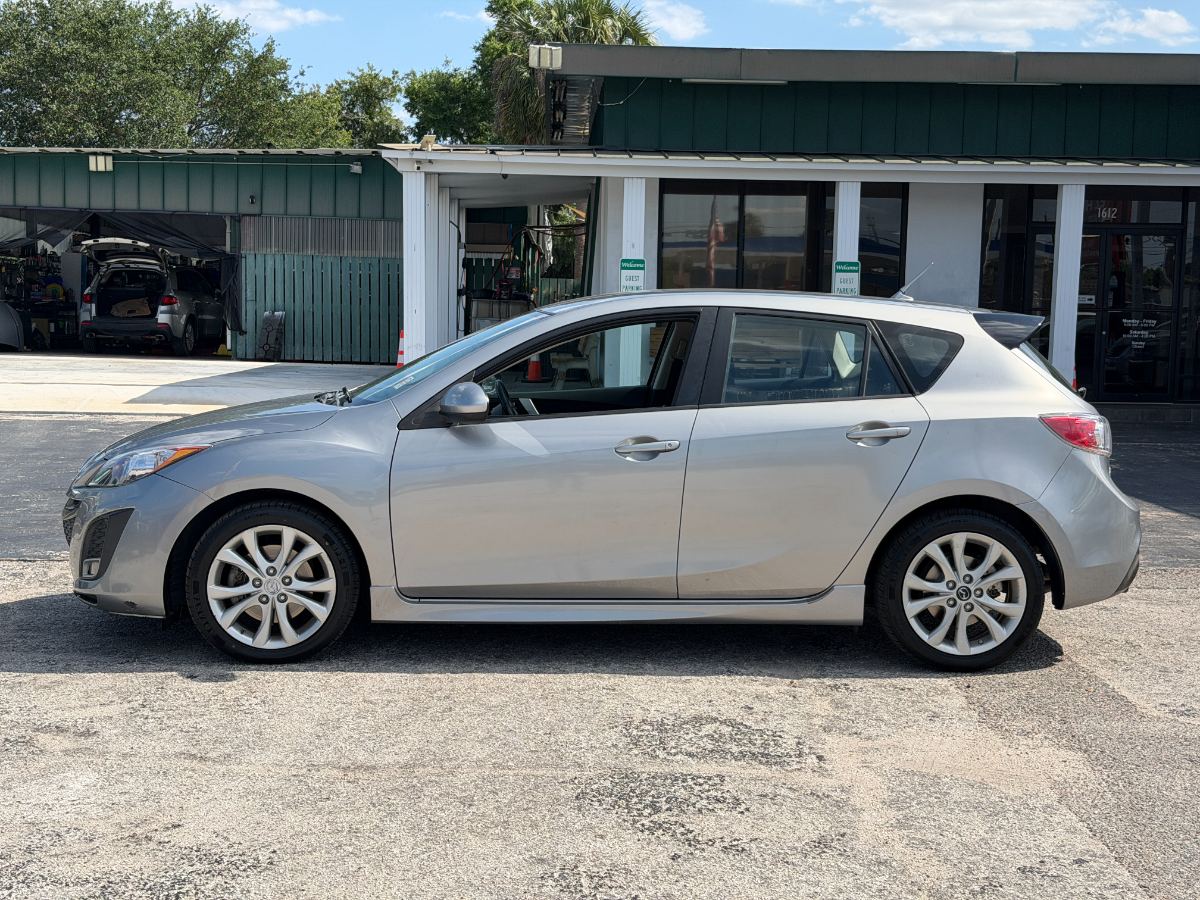2011 Mazda MAZDA3 photo 4