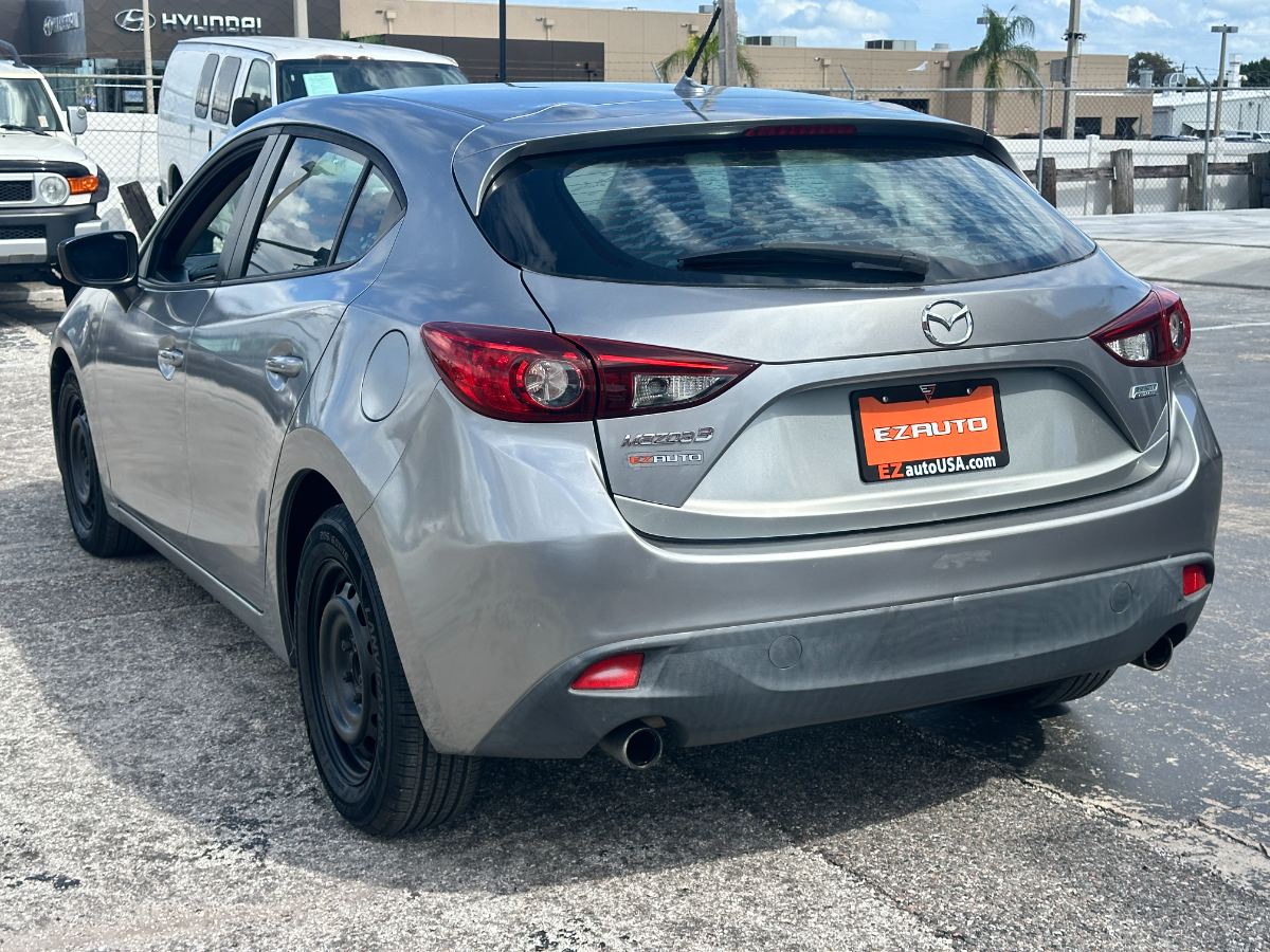 2014 Mazda Mazda3 Hatchback photo 5