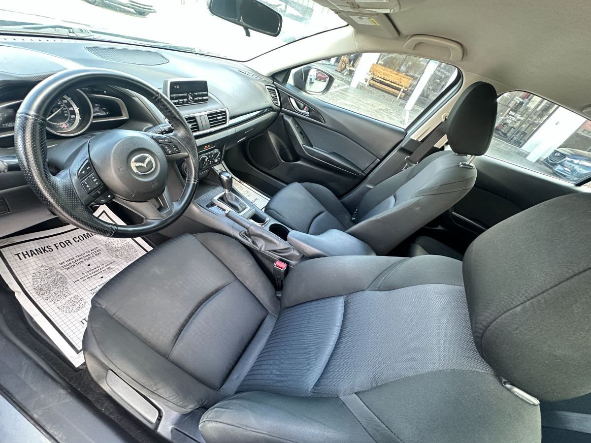 2014 Mazda Mazda3 Hatchback photo 15